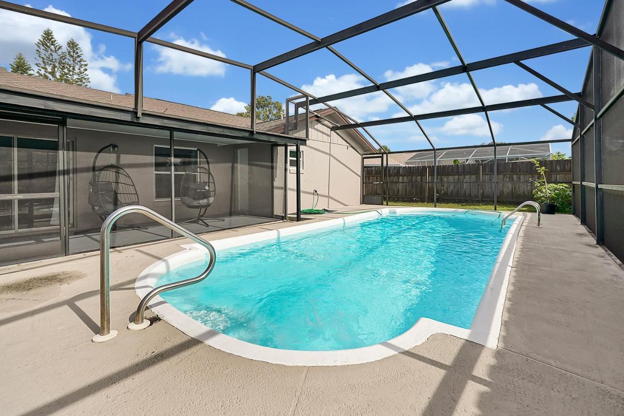 Luxury Villa In Orlando With Pool - 10 Min Disney Exterior photo